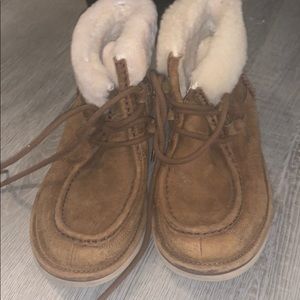 Moccasin boot Uggs